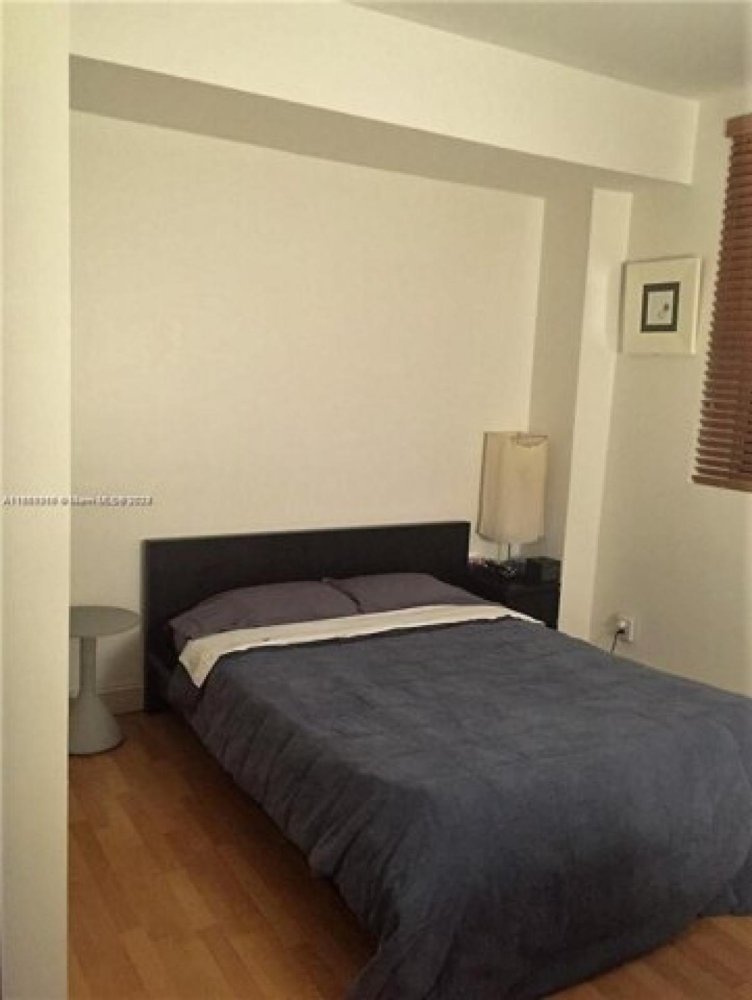 Estudio en Miami, USA No. 274338