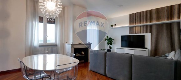 4 bedrooms Apartment in Bari, Italy No. 335114 3