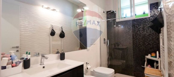 4 bedrooms Apartment in Bari, Italy No. 335114 9