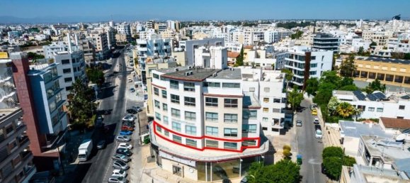 Propiedad comercial en Nicosia, Cyprus 263 m² No. 24475 2
