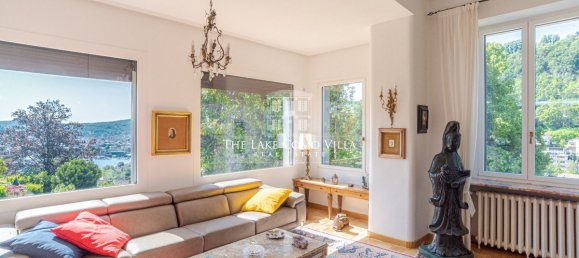 6 bedrooms Villa in Como, Italy No. 281547 8