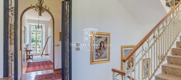 6 bedrooms Villa in Como, Italy No. 281547 14