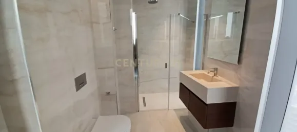 3 bedrooms Apartment in Limassol, Cyprus No. 5500 13