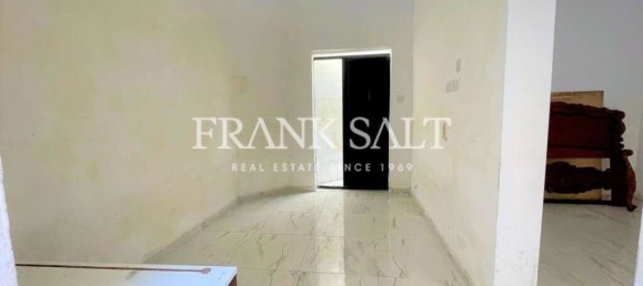 100m² Cafe / restaurant in Hamrun, Malta No. 13366 3