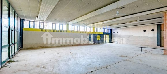 5-salle Entrepôt à Ovada, Italy No. 69730 8