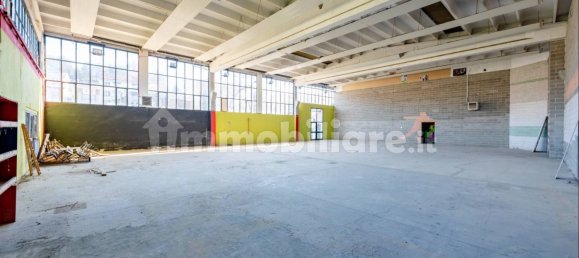 5-salle Entrepôt à Ovada, Italy No. 69730 18