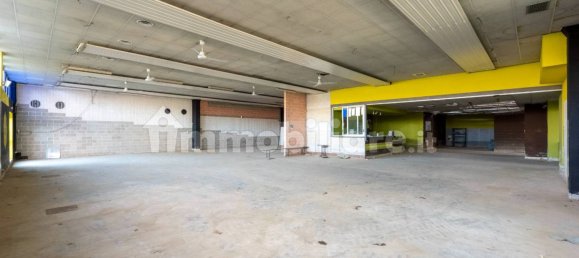 5-salle Entrepôt à Ovada, Italy No. 69730 9