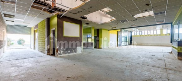 5-salle Entrepôt à Ovada, Italy No. 69730 7