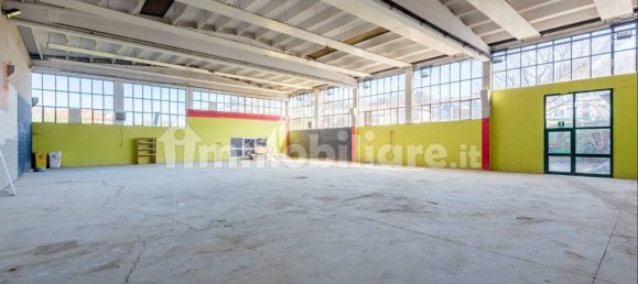 5-salle Entrepôt à Ovada, Italy No. 69730 15