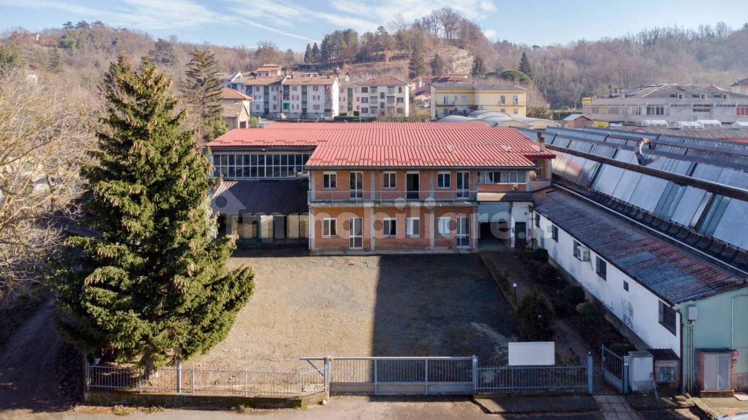 5-salle Entrepôt à Ovada, Italy No. 69730