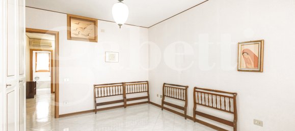 Apartamento de 3 dormitorios en Cagliari, Italy No. 289049 17