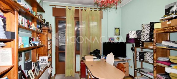 Apartamento de 4 dormitorios en Busto Garolfo, Italy No. 378974 12