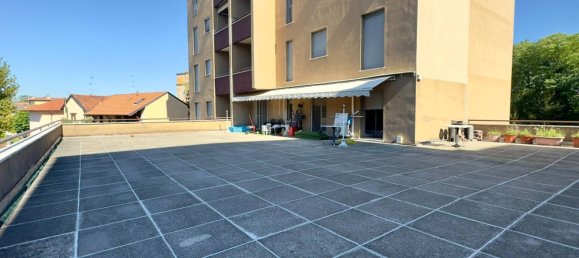4 bedrooms Apartment in Burago di Molgora, Italy No. 364351 33