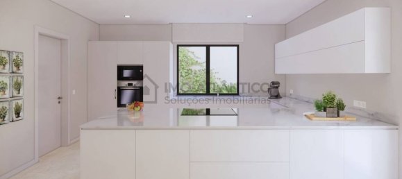 3 Schlafzimmer Haus in Funchal, Portugal, Nr. 95170 8