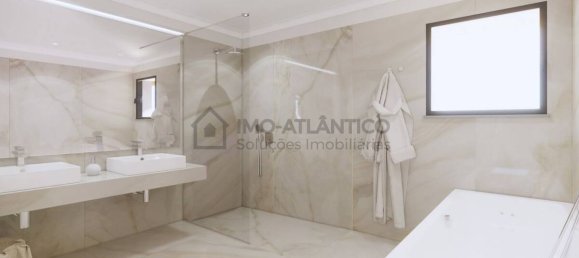 3 Schlafzimmer Haus in Funchal, Portugal, Nr. 95170 12