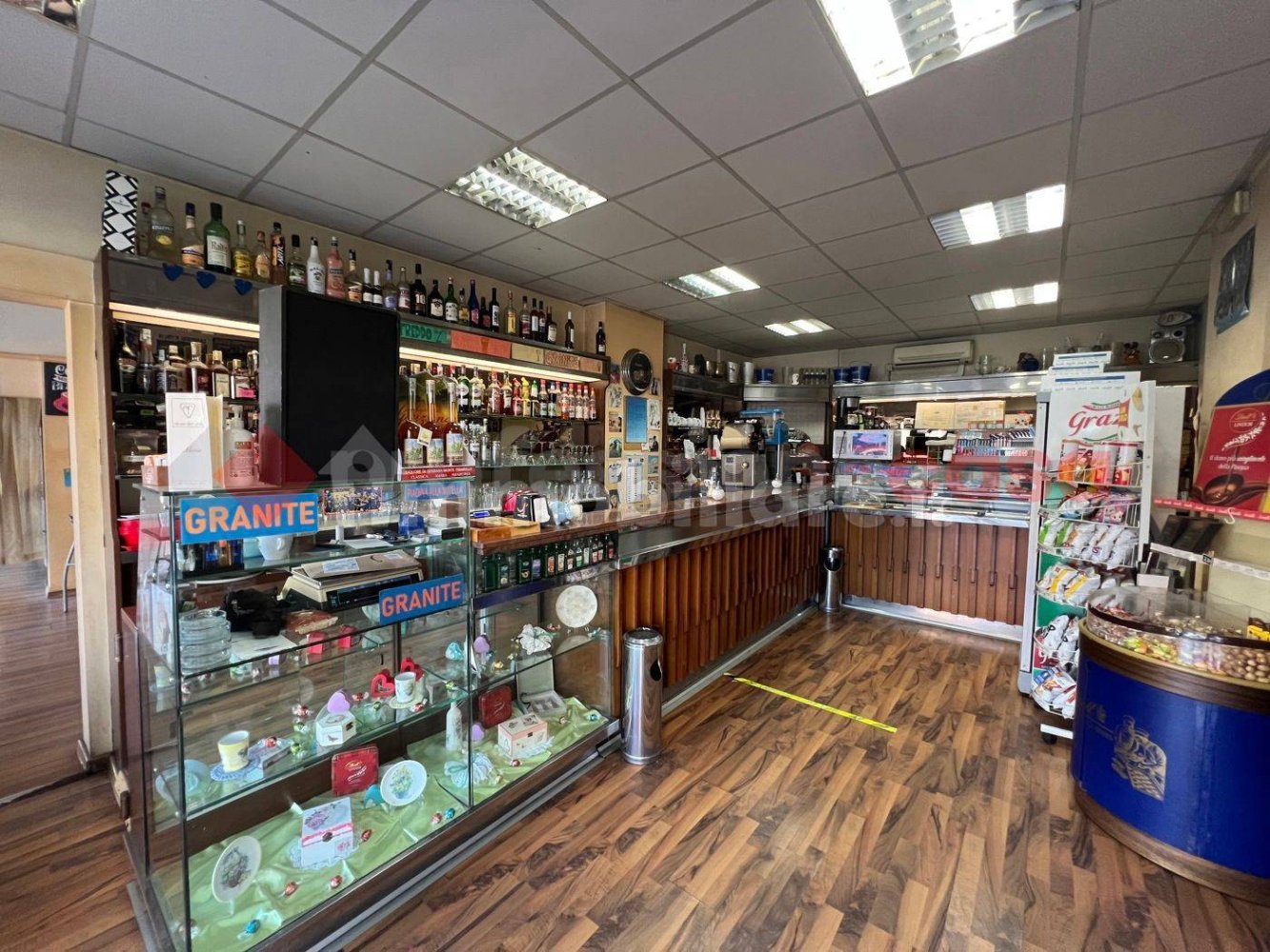 4 rooms Commercial property in Rieti, Italy No. 348374