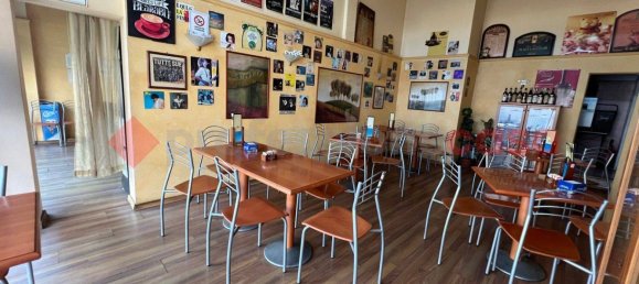 4 rooms Commercial property in Rieti, Italy No. 348374 3