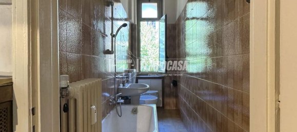 3 rooms Apartment in Turin, Italy No. 305154 10