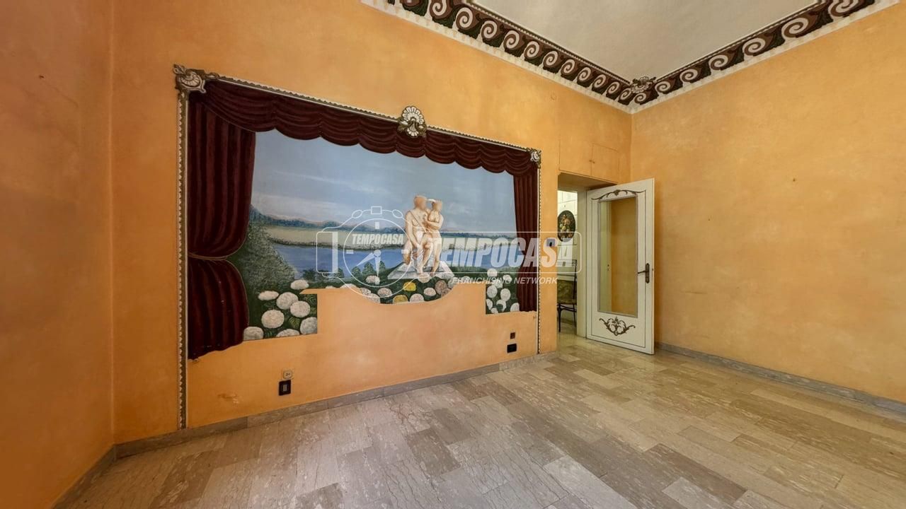 3 rooms Apartment in Turin, Italy No. 305154