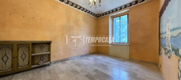 3 rooms Apartment in Turin, Italy No. 305154 9