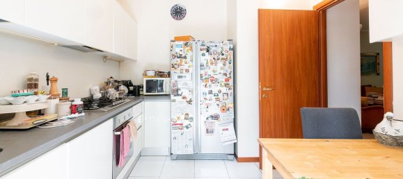 4 bedrooms Apartment in Peschiera Borromeo, Italy No. 364211 8