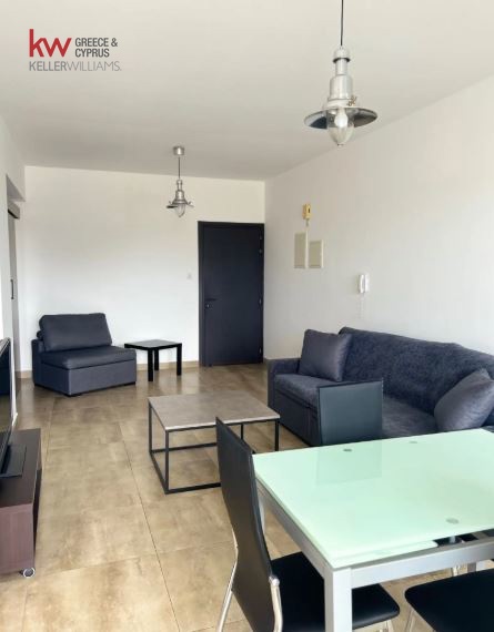 Квартира с 2 спальнями в Ларнака, Кипр № 26039