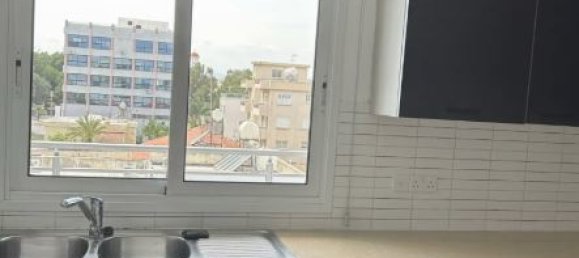 Квартира с 2 спальнями в Ларнака, Кипр № 26039 4