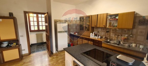 8 rooms House in Noli, Italy No. 192091 10