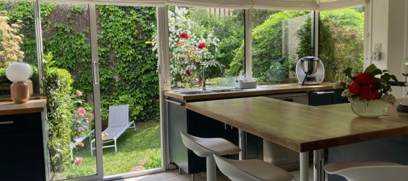 4 bedrooms House in Medan, France No. 181501 3