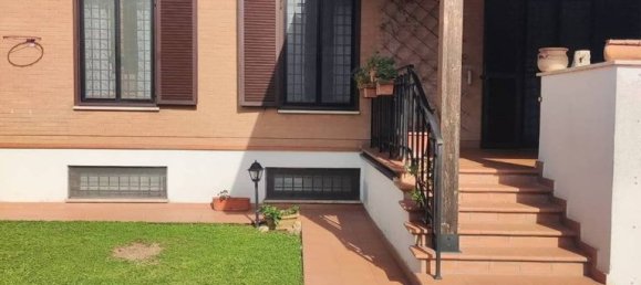 4 bedrooms Villa in Rome, Italy No. 60976 9