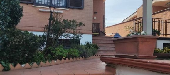 4 bedrooms Villa in Rome, Italy No. 60976 4