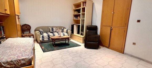Apartamento de 2 dormitorios en Portici, Italy No. 78324 5
