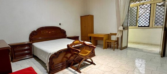 Apartamento de 2 dormitorios en Portici, Italy No. 78324 11