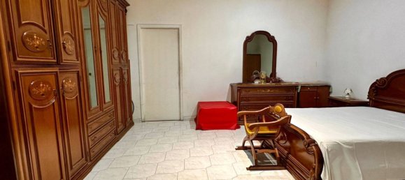Apartamento de 2 dormitorios en Portici, Italy No. 78324 14