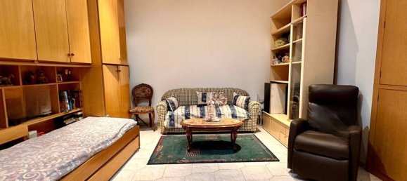 Apartamento de 2 dormitorios en Portici, Italy No. 78324 9