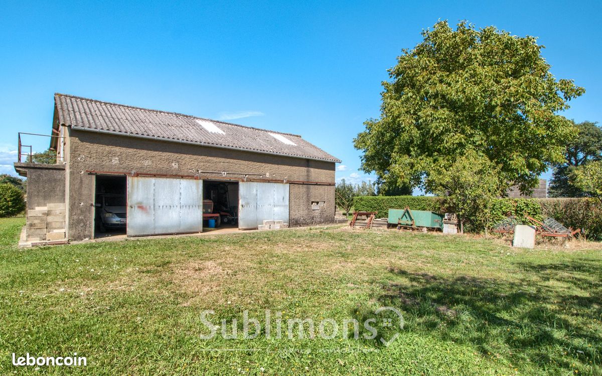  قطعة أرض في Questembert, France 1389متر مربع رقم 325694