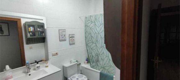 3 bedrooms Apartment in Cordoba, Spain No. 151418 7