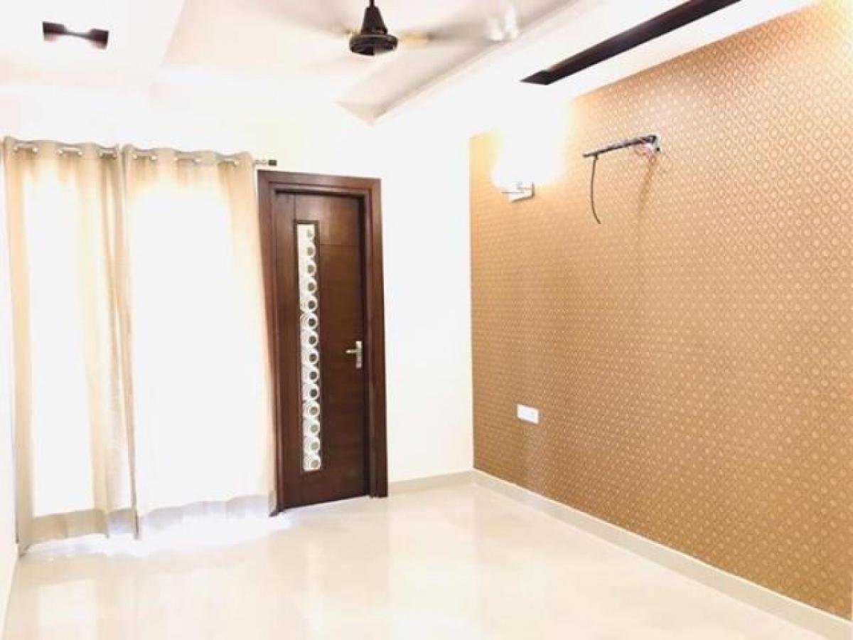 3 bedrooms House in Bangalore, India No. 23814