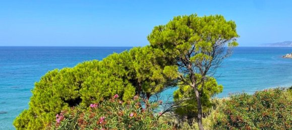 8 dormitorios villa en venta en Corfu, Central Corfu and Diapontian Islands, Corfu, Ionian Islands, Peloponnese, Western Greece and the Ionian, Greece № 8437 12