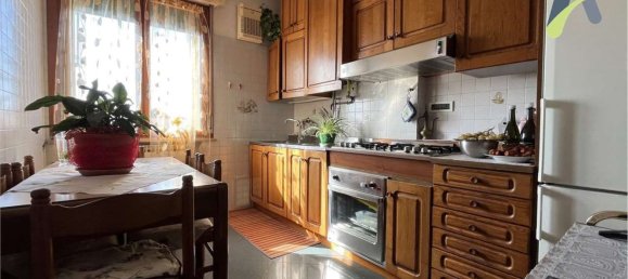 7-Zimmer Wohnung in Mirano, Italy, Nr. 75942 3