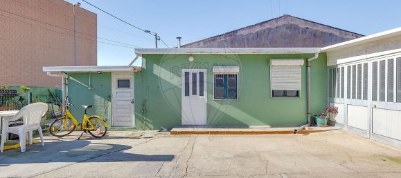 Casa de 3 dormitorios en Matosinhos, Portugal No. 28139 2