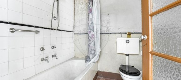 338m² Building in Guimaraes, Portugal No. 36725 17