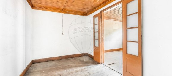 338m² Building in Guimaraes, Portugal No. 36725 13