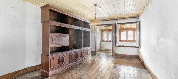 338m² Building in Guimaraes, Portugal No. 36725 24