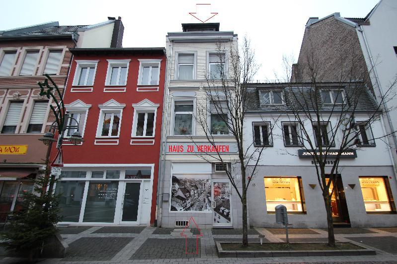 Здание с 4 спальнями в Рейн-Эрфт, Германия № 143513