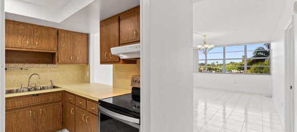 1 dormitorio propiedad comercial en venta en Miami, Miami-Dade, Florida, USA № 614197 16