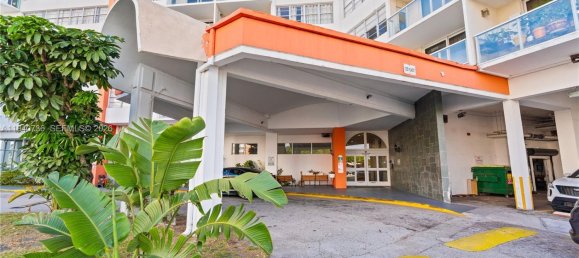 1 dormitorio propiedad comercial en venta en Miami, Miami-Dade, Florida, USA № 614197 27