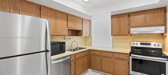 1 dormitorio propiedad comercial en venta en Miami, Miami-Dade, Florida, USA № 614197 14