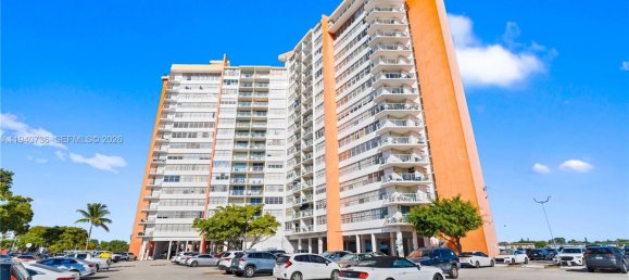 1 dormitorio propiedad comercial en venta en Miami, Miami-Dade, Florida, USA № 614197 23