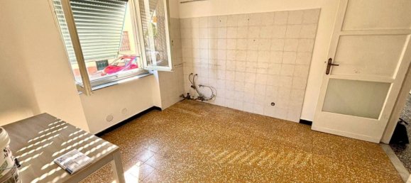 2 Schlafzimmer Wohnung in Alessandria, Italy, Nr. 295616 5